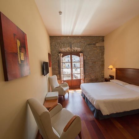 Hotel Aroi Bierzo Plaza ポンフェラダ エクステリア 写真